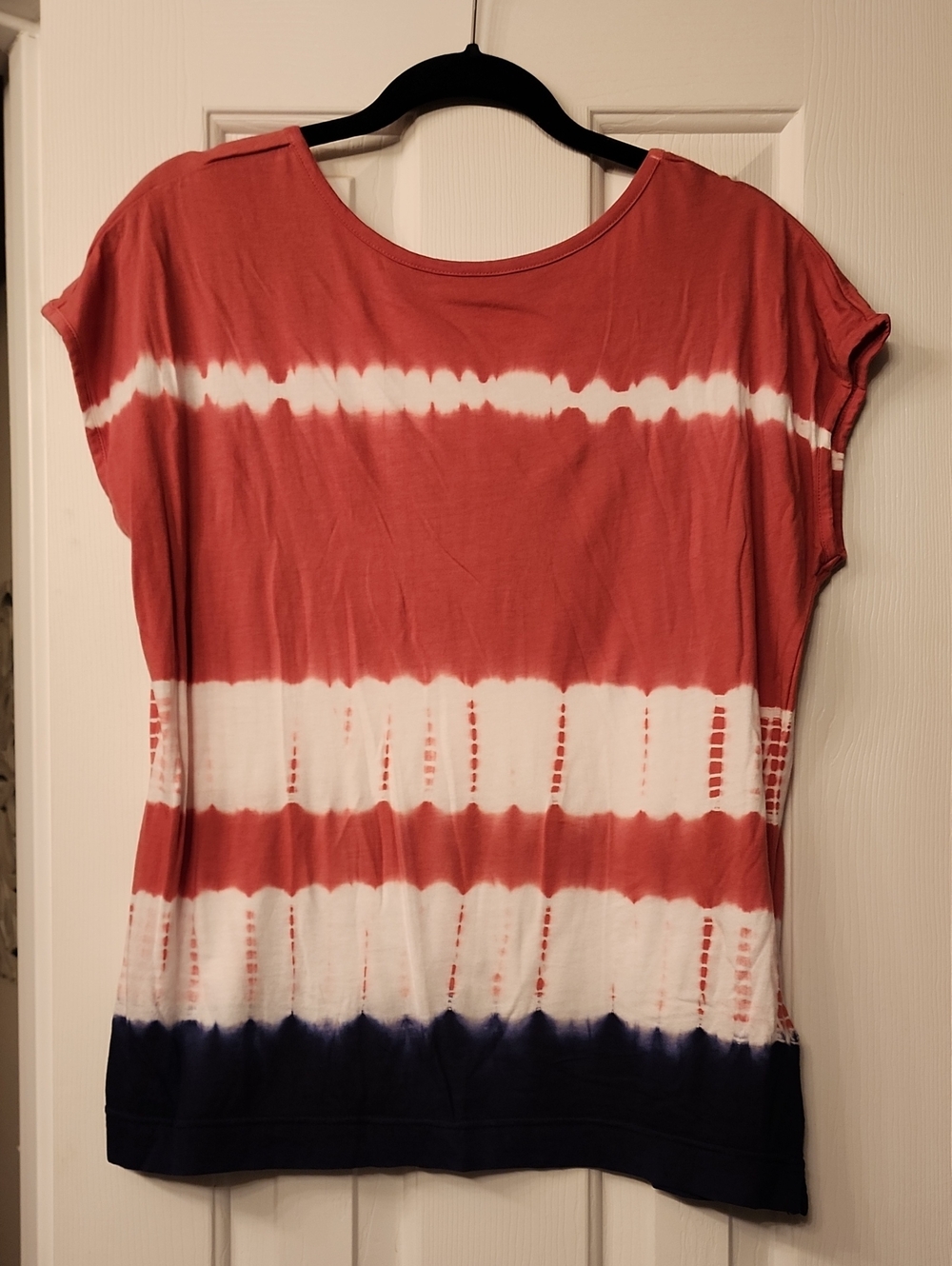 Chaps Coral White and Navy Tie-Dye Short Sleeve Tee